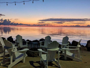 Sunrise Escape - Ocean Front Villa - Sleeps 10